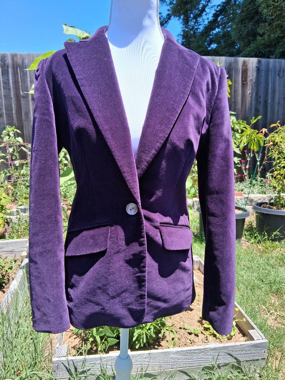 Vintage Bloomingdale's Purple Velvet Blazer w/ Mother of Pearl Buttons